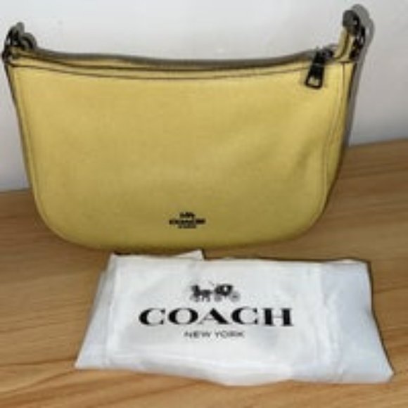 Handbags - Vanilla Cream Coach Colorblock Shoulder